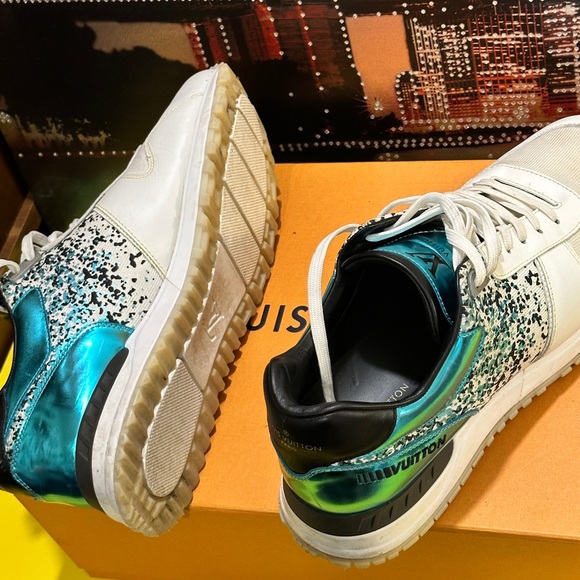 Louis Vuitton Runaway White and Teal Sneakers - Picture 10 of 15
